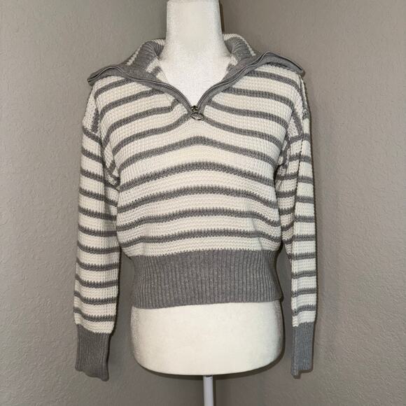 Sage + Stone Striped Cowl Neck Cropped Sweater Gray White Women's Size Large - Picture 1 of 9